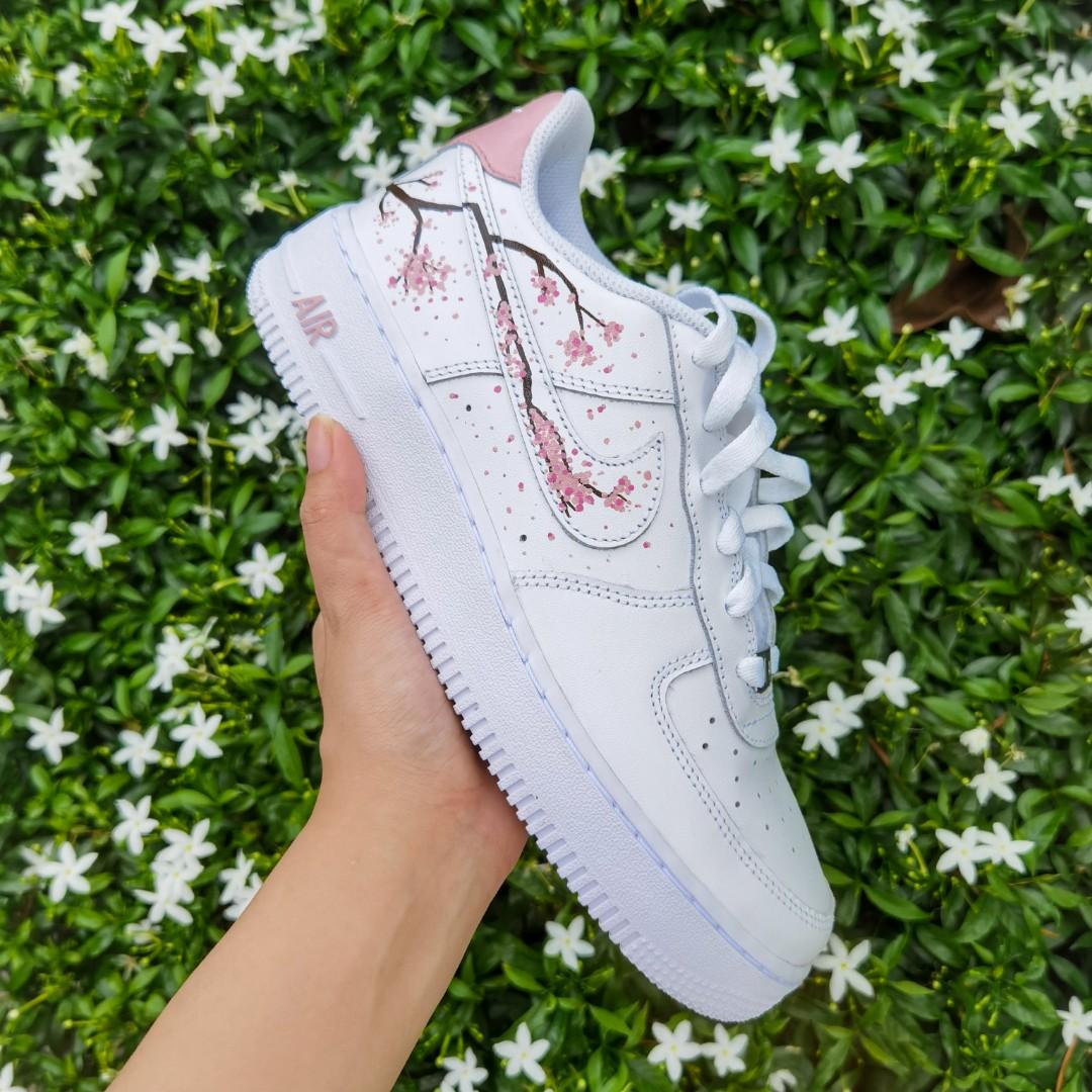 Nike air force women's custom hotsell