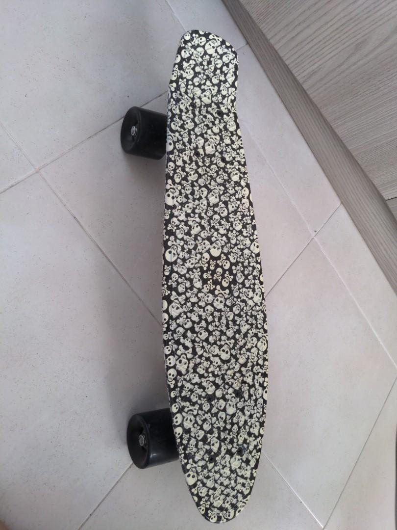 Skull Black and White Penny Board, Sports Equipment, Sports & Games