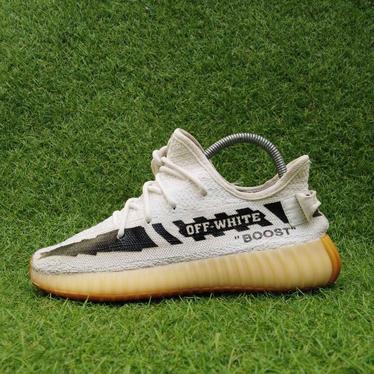 Yeezy off white original on sale