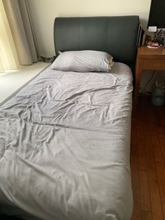 (Category: ) located in . Submitted by harper_lee (Listing ID 1132661610, Image 1). Description: .