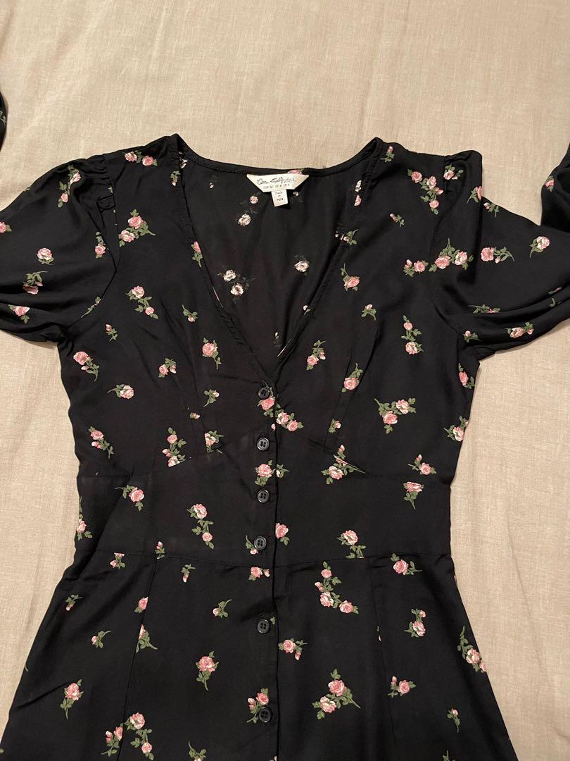 Miss selfridge maxi dress with button 2024 through in black pattern