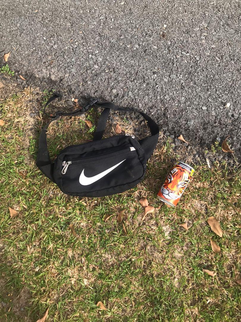 Nike swoosh sling bag outlet