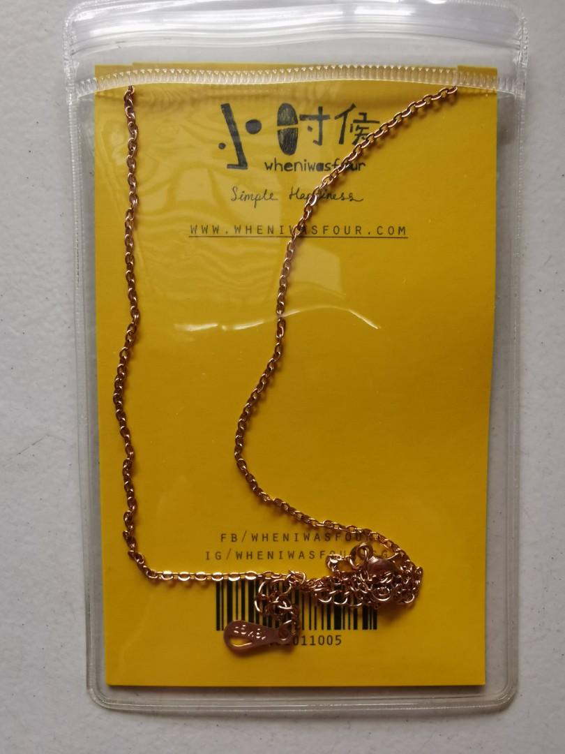 White rabbit necklace top