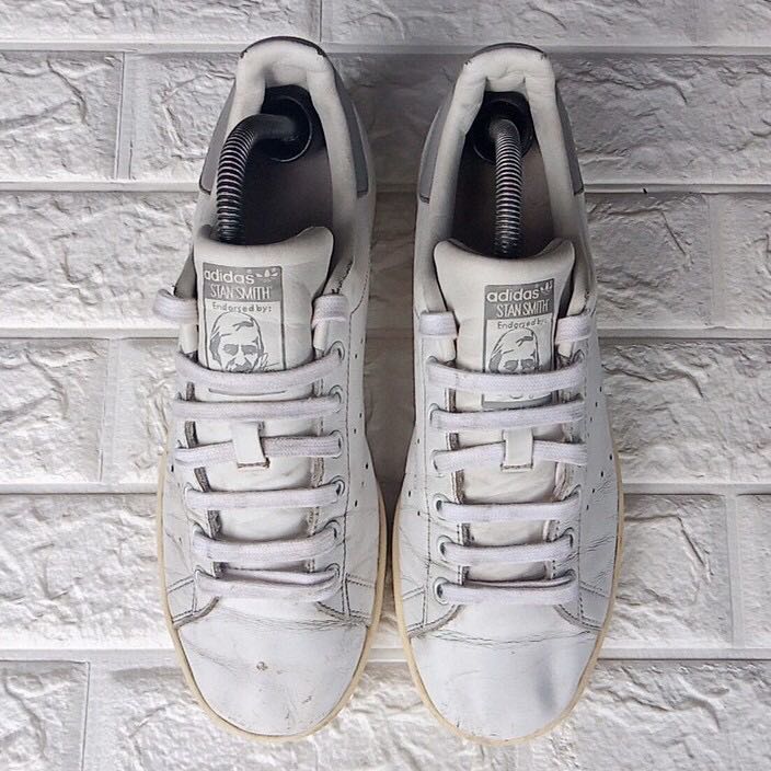 42 - Adidas Stan Smith, Fesyen Pria, Sepatu , Sneakers di Carousell