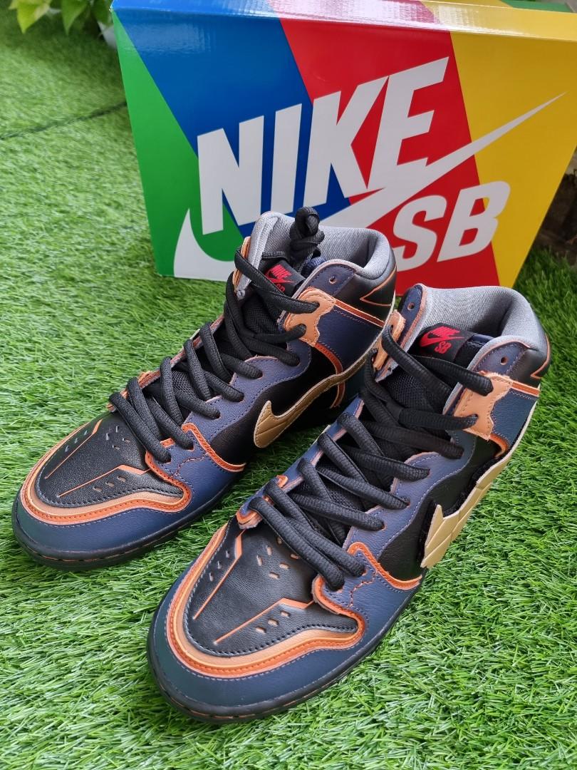 BNIB ) Nike SB Dunk High Pro QS X GUNDAM BANSHEE ( Limited Edition