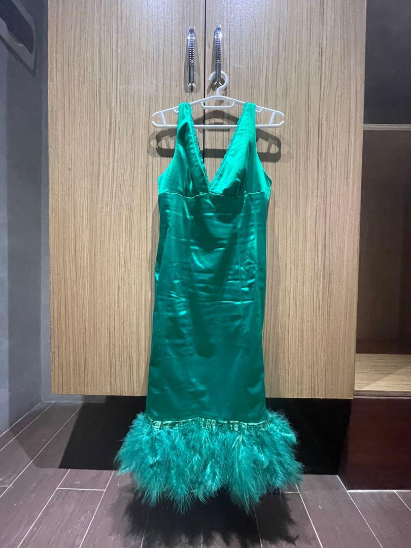 Bebe formal dress with ostrich feather 