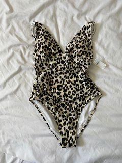 BNWT Old Navy Leopard One Piece Bathing Suit Size Small