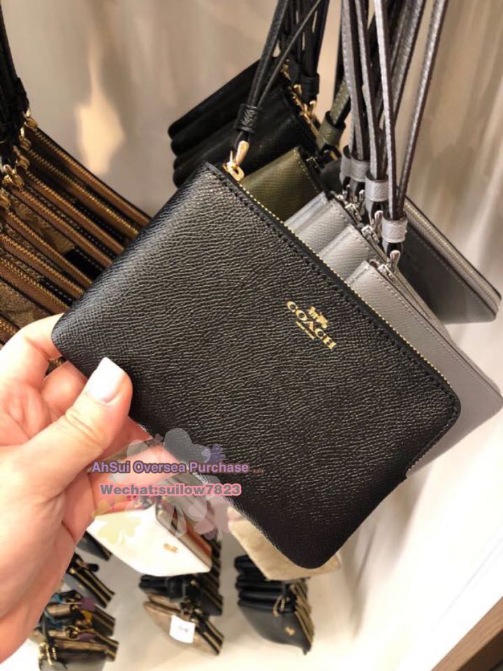 Coach crossgrain leather shop corner zip wristlet