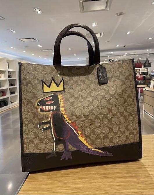 Coach Dino Tote 40 Bag, Women's Fashion, Bags & Wallets, Tote Bags on  Carousell