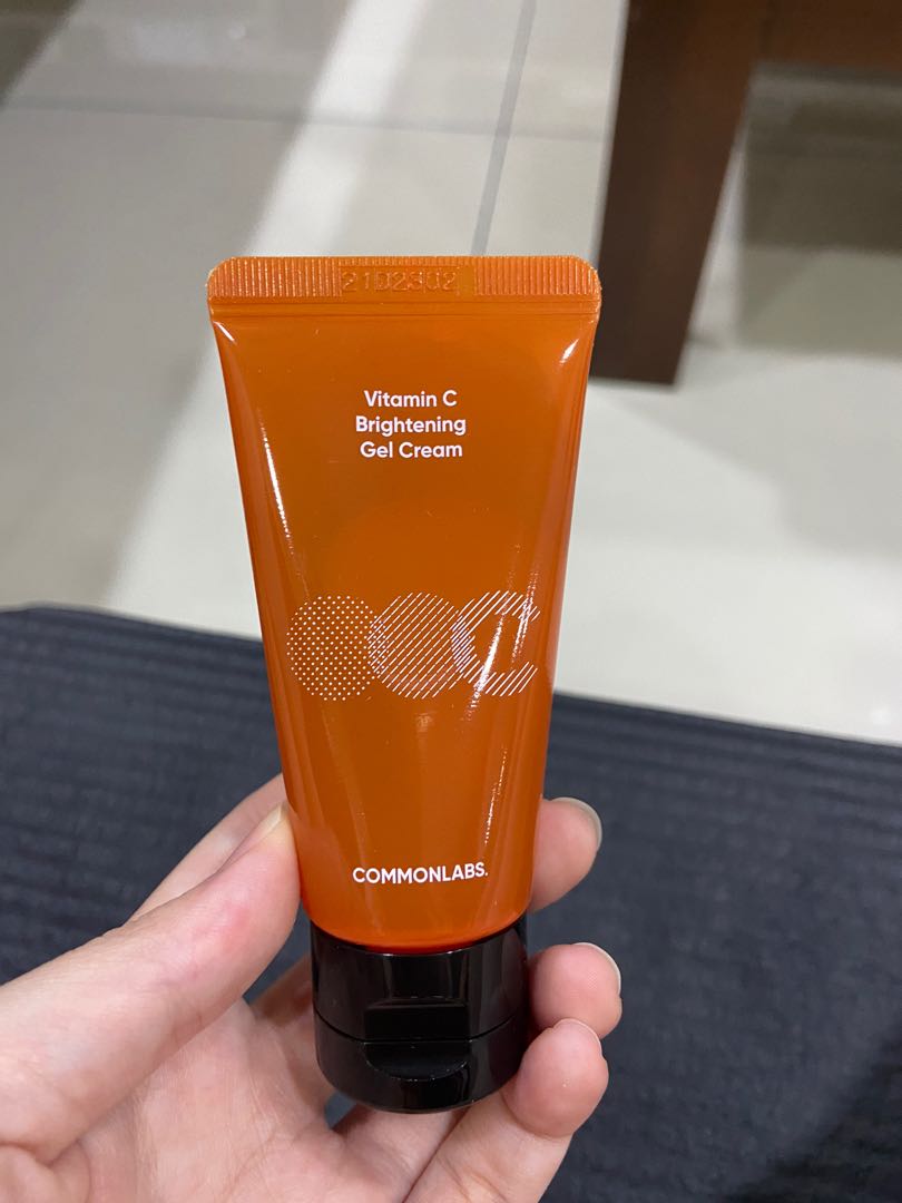 Commonlabs Vitamin C Brightening Gel Cream 30ml (CrueltyFree), Beauty
