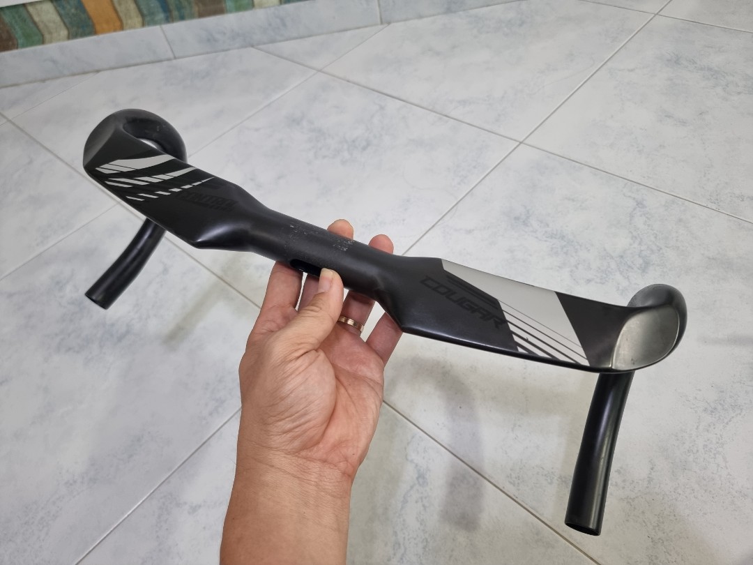 controltech cougar carbon aero handlebar