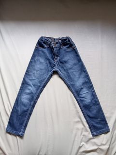 (Category: ) located in . Submitted by her_wardrobeee (Listing ID 1132783869, Image 1). Description: .