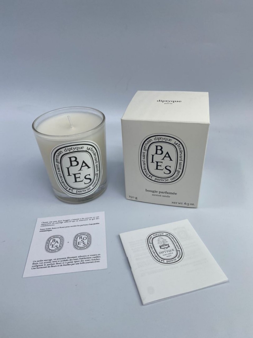 DIPTYQUE BAIES SCENTED CANDLE 190G, Furniture & Home Living, Home Decor ...
