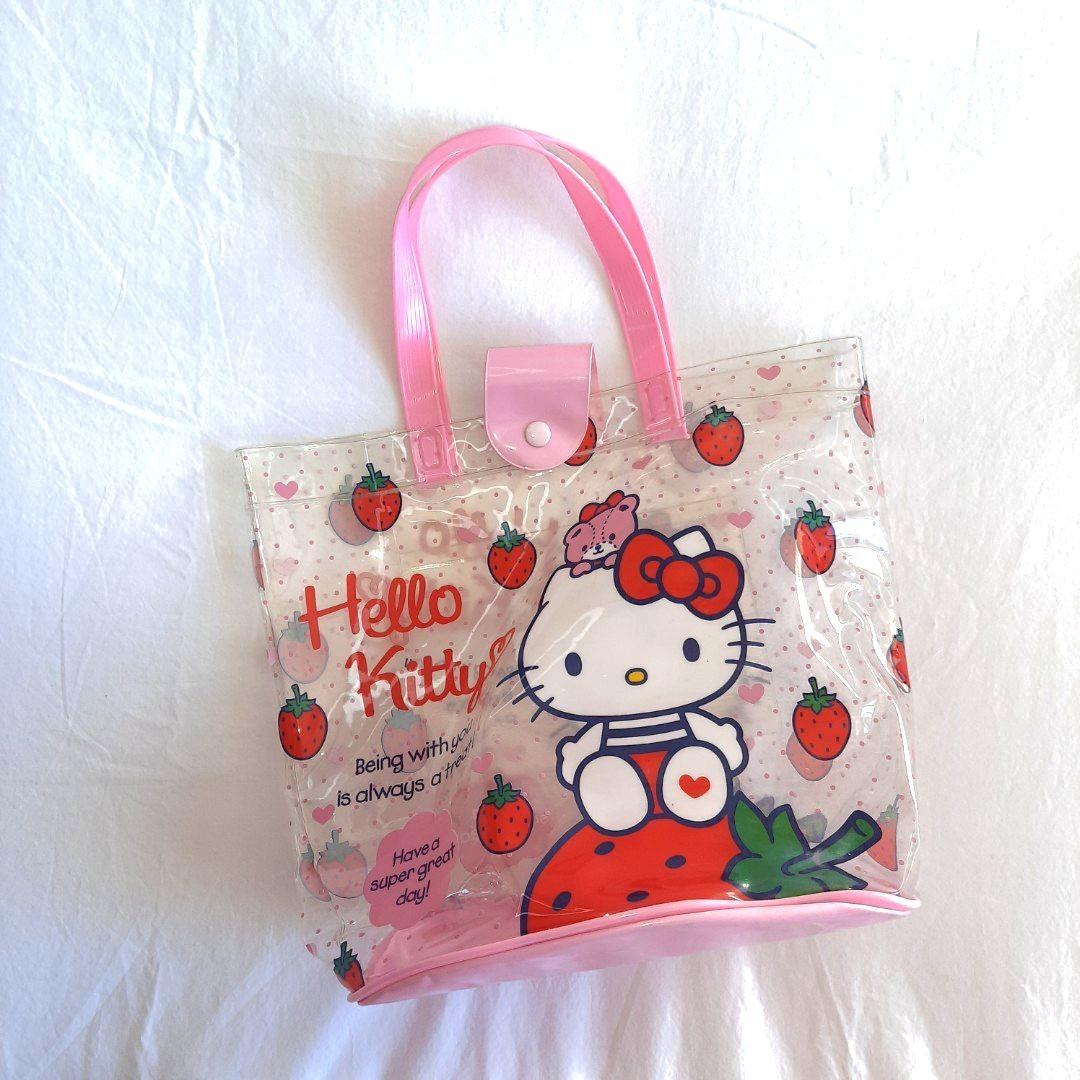 SANRIO HELLO KITTY Vinyl Bucket Bag Women s Fashion Bags Wallets Tote Bags on Carousell