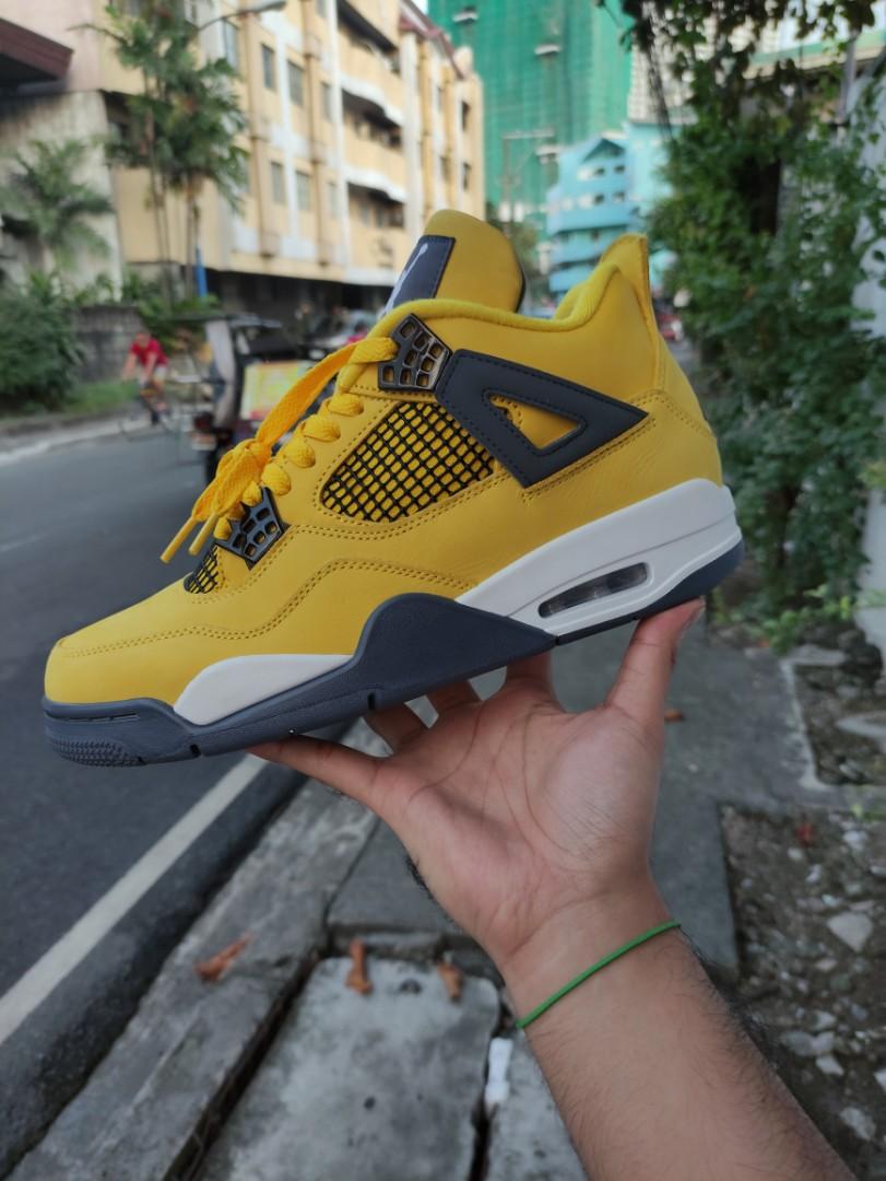 Jordan 4 lightning pads size 9