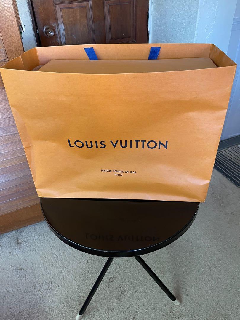 Louis Vuitton LV On The Go GM - from local boutique, Women's ...