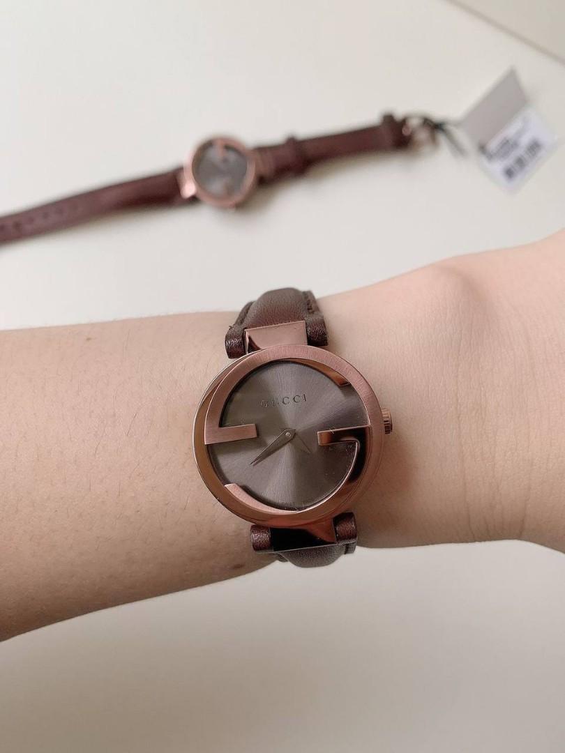 New GUCCI INTERLOCKING SMALL BROWN LADIES YA133504 D 2 9 CM