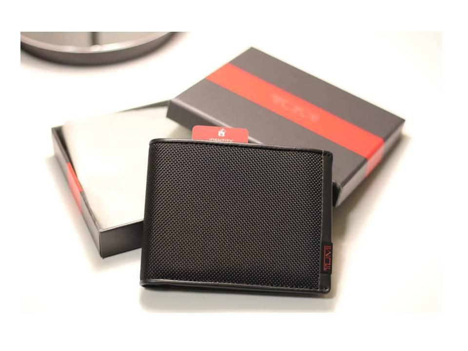 Tumi alpha global outlet wallet with coin pocket