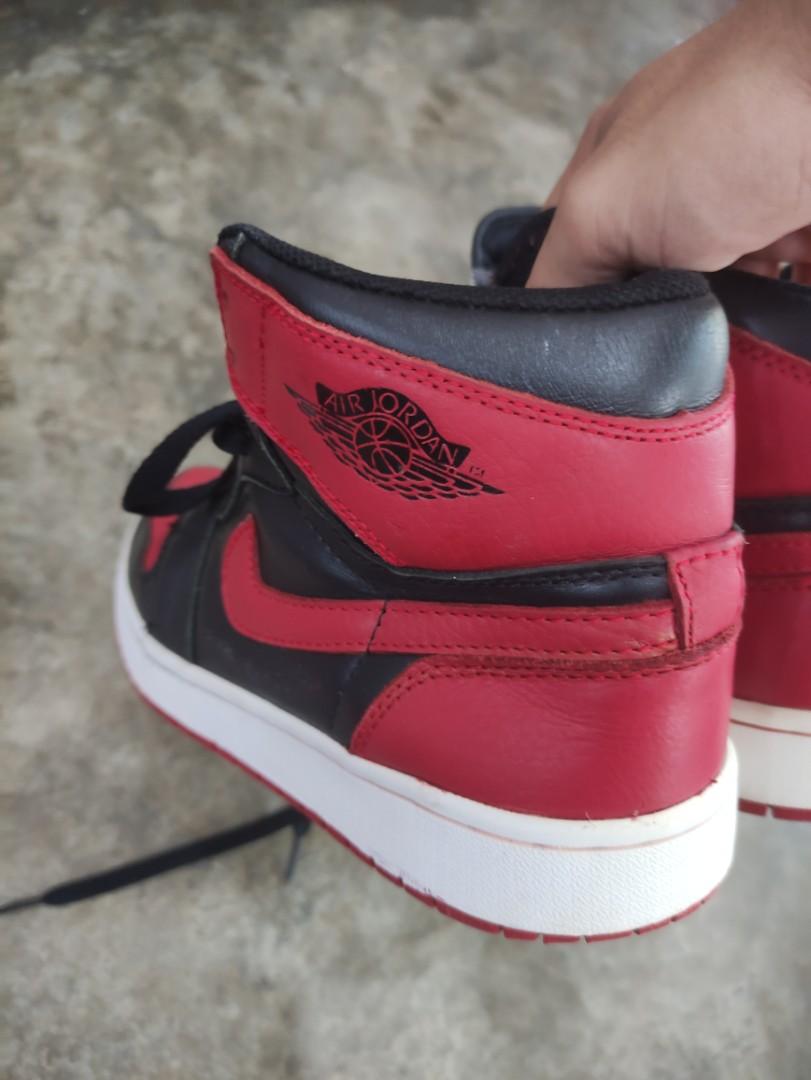 Nike air jordan 1 high OG bred banned 