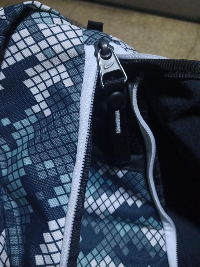 quad zip backpack nike