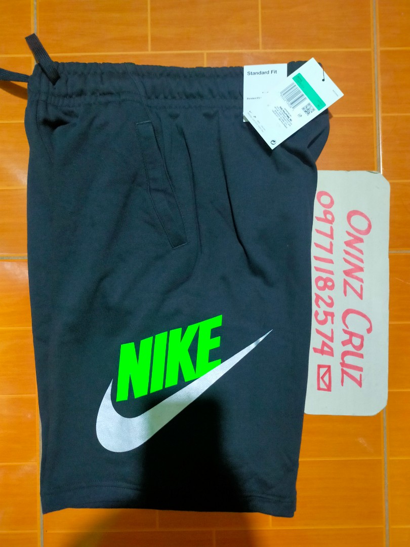 Nike Shorts sz Youth XL fits 28-31, Men 