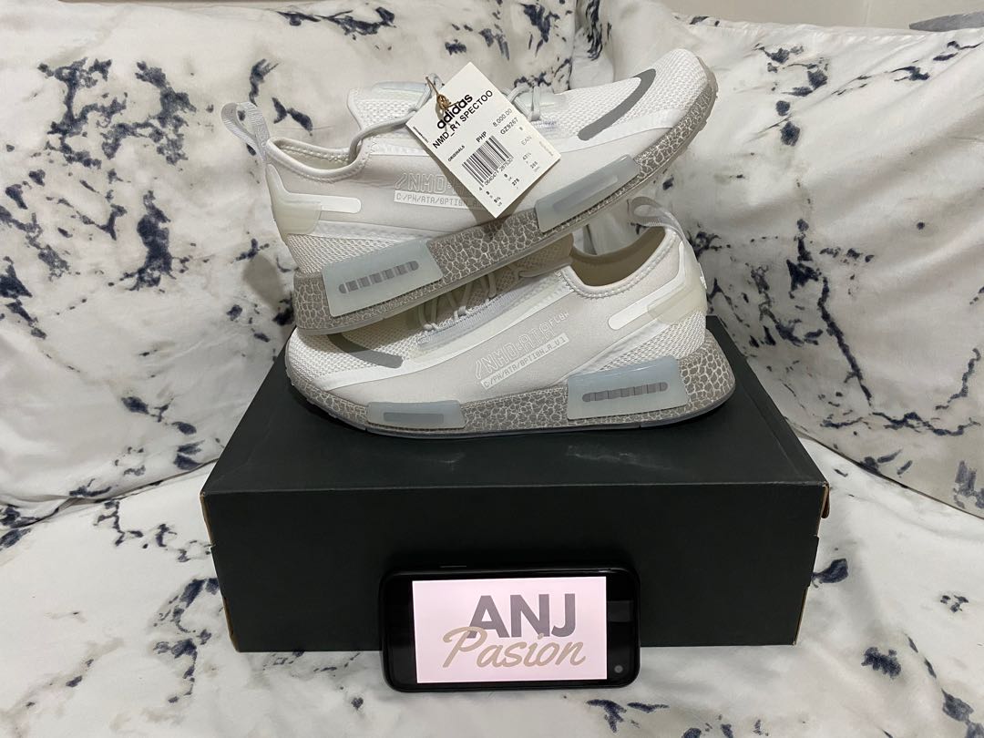 NMD R1 Spectoo White Silver Metallic US 9.5 Men s Fashion Footwear Sneakers on Carousell