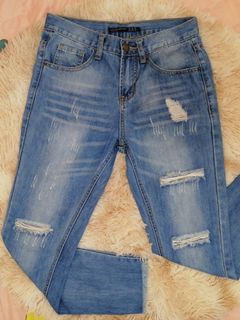 (Category: ) located in . Submitted by famesprelovedcollection (Listing ID 1132760257, Image 1). Description: .