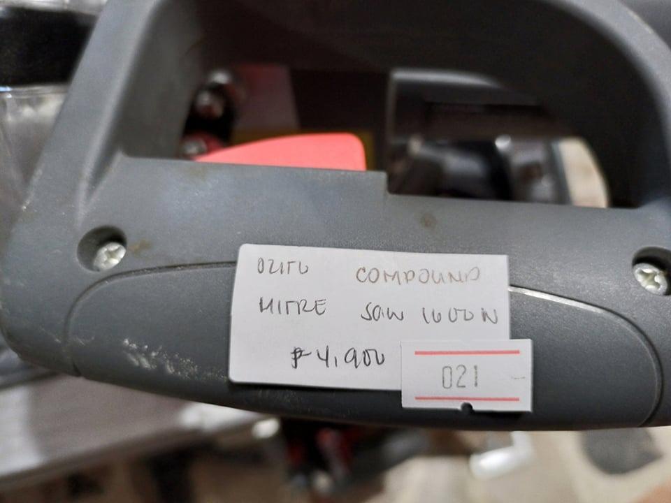 OZITO Compound Mitre Saw 1600W (Category: Construction Tools & Equipment) located in San Pedro. Submitted by aussiesurplus (Listing ID 1132758631, Image 2). Description: OZITO Compound MITRE Saw 1600W! Surplus from Australia Price: 4,900.