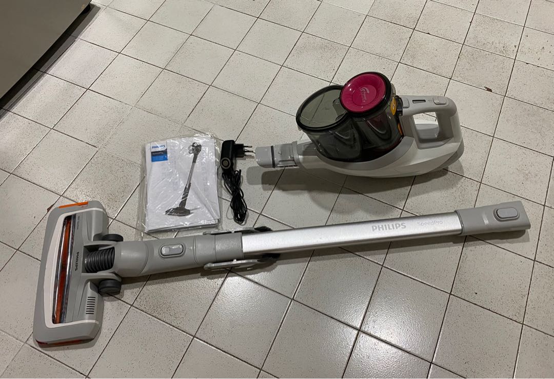 Philips FC6723 SpeedPro Cordless Stick Vacuum Cleaner, TV & Home