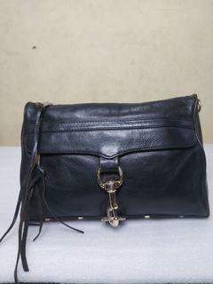Rebecca Minkoff crossbody/slingbag medium size