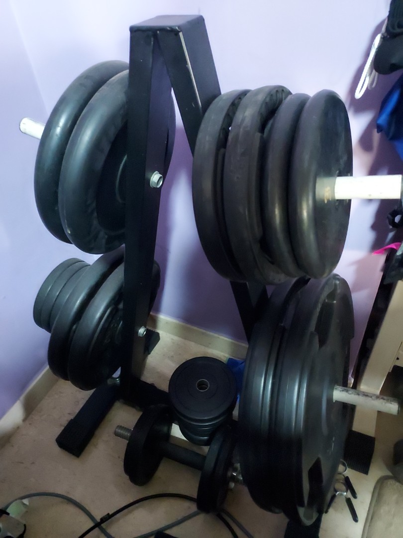 CLEARANCE ALOT OF WEIGHT PLATES