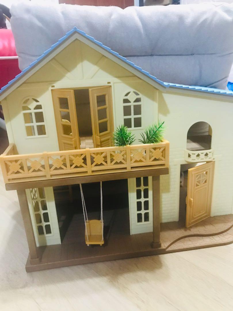 Sylvanian families hillcrest cottage store