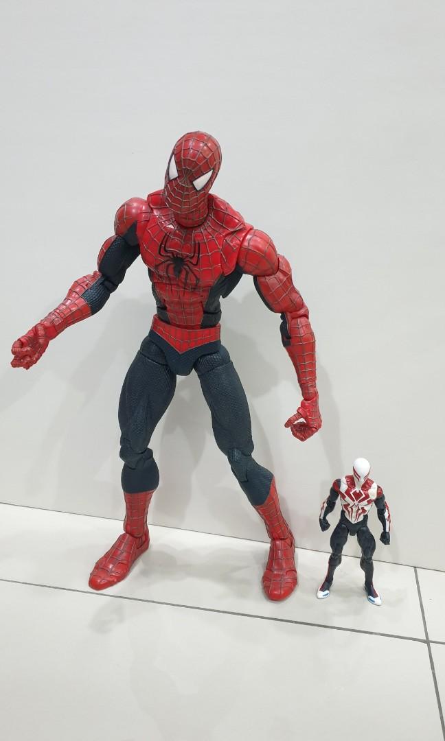 Spiderman super store poseable