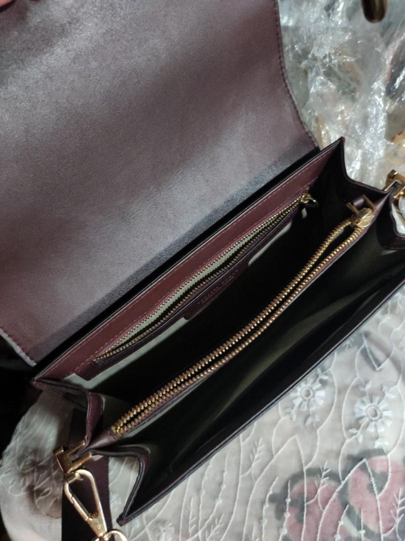 vanessa hogan sling bag, Luxury, Bags & Wallets on Carousell