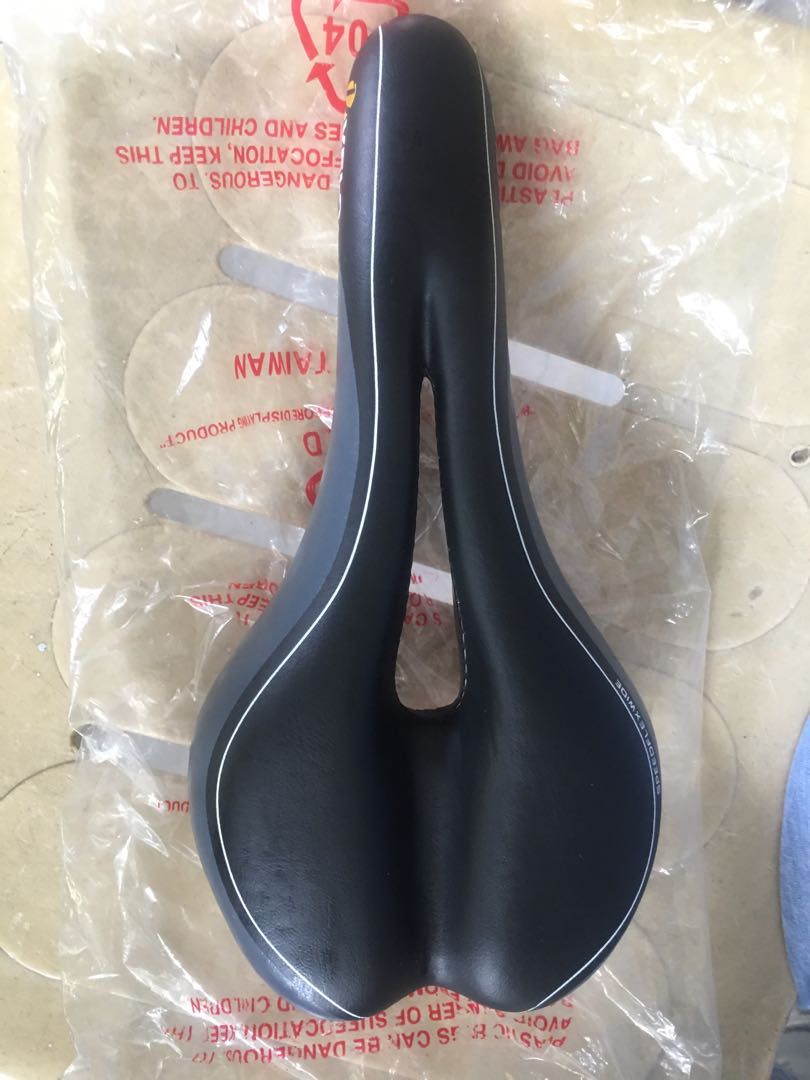 Velo saddle, Sports Equipment, Bicycles 