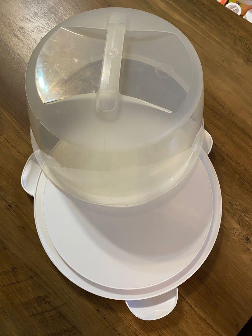 Wilton Cake Carrier with Snapon Lid, Furniture & Home Living