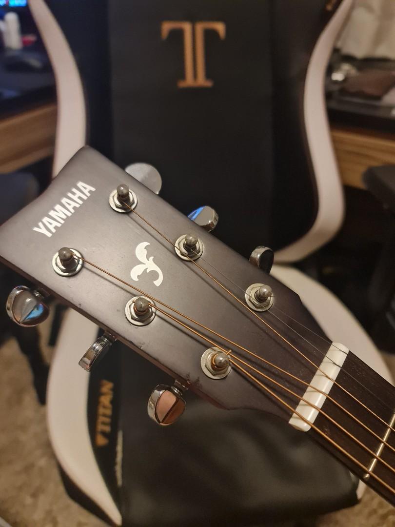 Yamaha FS800 with free gig bag and Taylor bridge pins), Hobbies