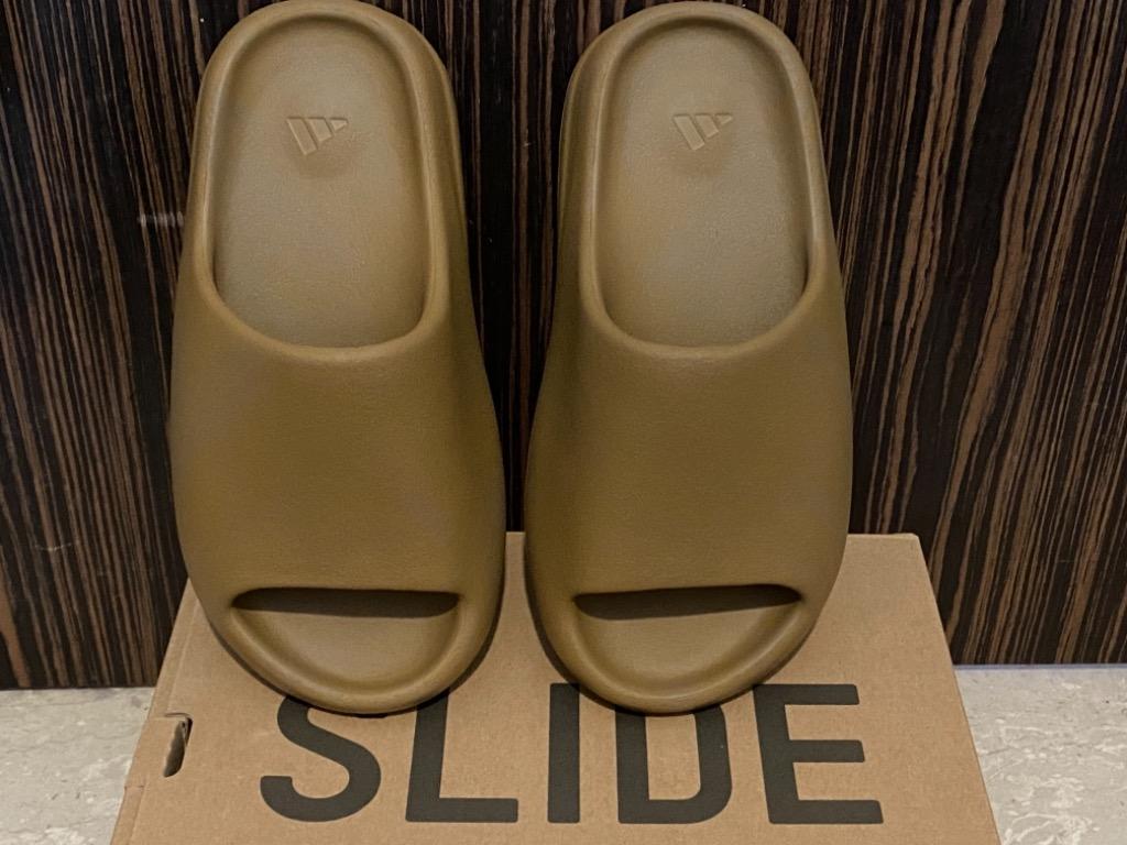 Yeezy slides Ochre, Women's Fashion, Footwear, Flipflops and