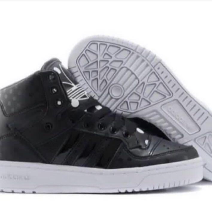 Adidas originals m attitude logo ef w deals