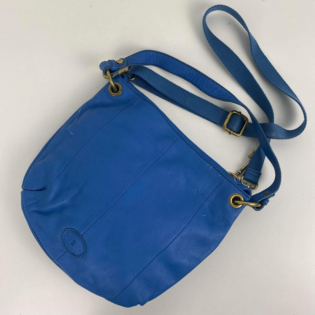 Authentic Fossil Bag, Women's Fashion, Bags & Wallets on Carousell