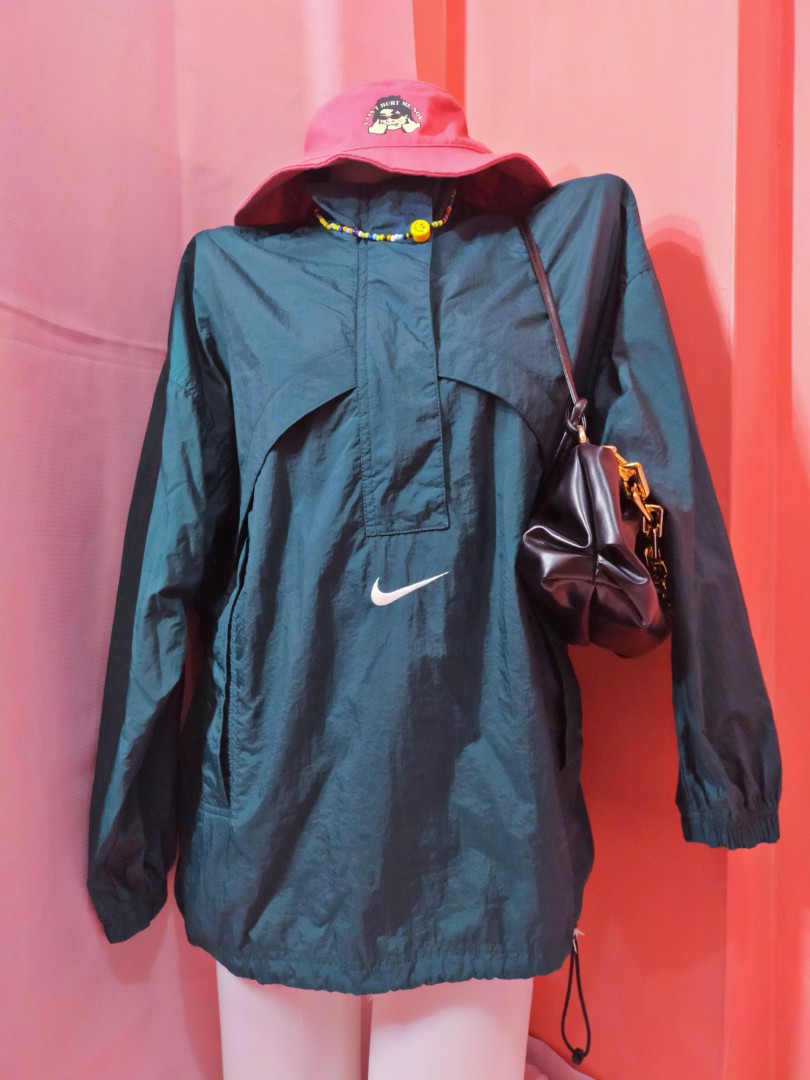 half zip nike windbreaker