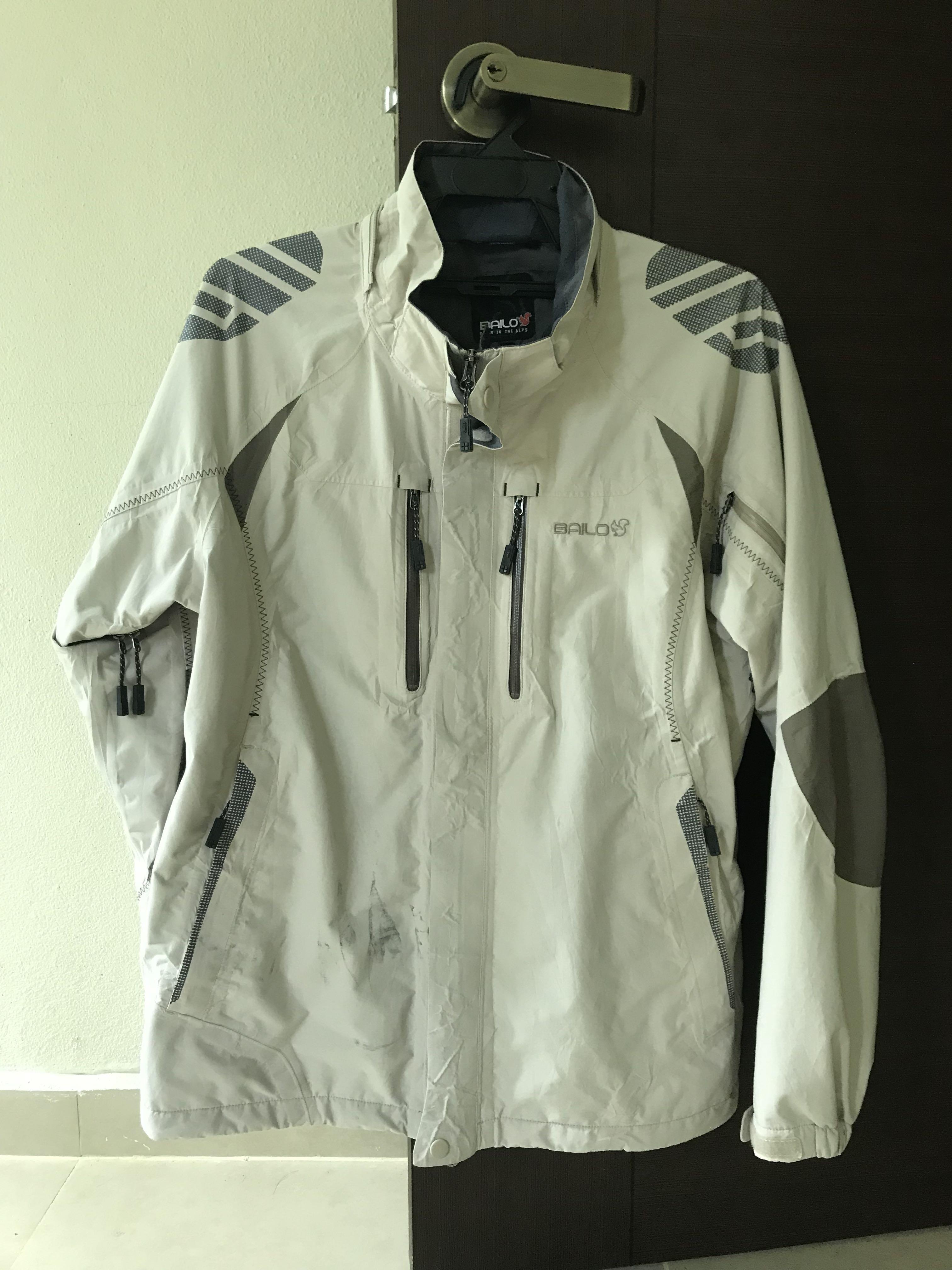 Bailo Gore-tex windbreaker jacket, Men's Fashion, Clothes, Outerwear on ...