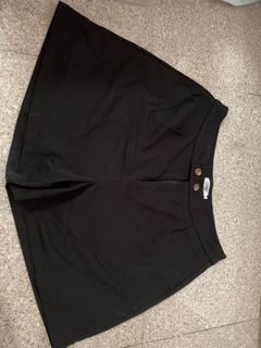 (Category: ) located in . Submitted by secondhand.clothing_ (Listing ID 1132999815, Image 1). Description: .