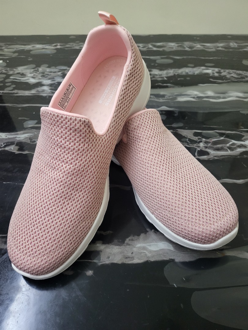 Go walk shop joy soothe