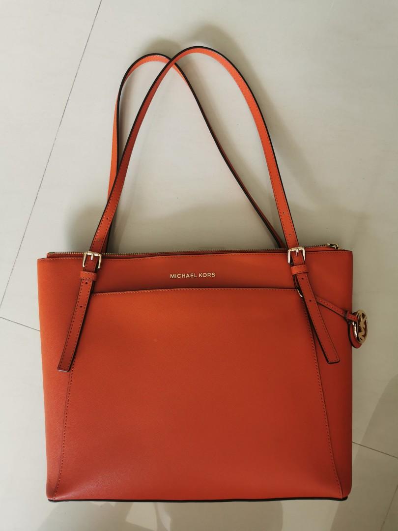 Burnt Orange Michael Kors Leather Shoulder Tote Bag, Women's Fashion, Bags  & Wallets, Shoulder Bags on Carousell