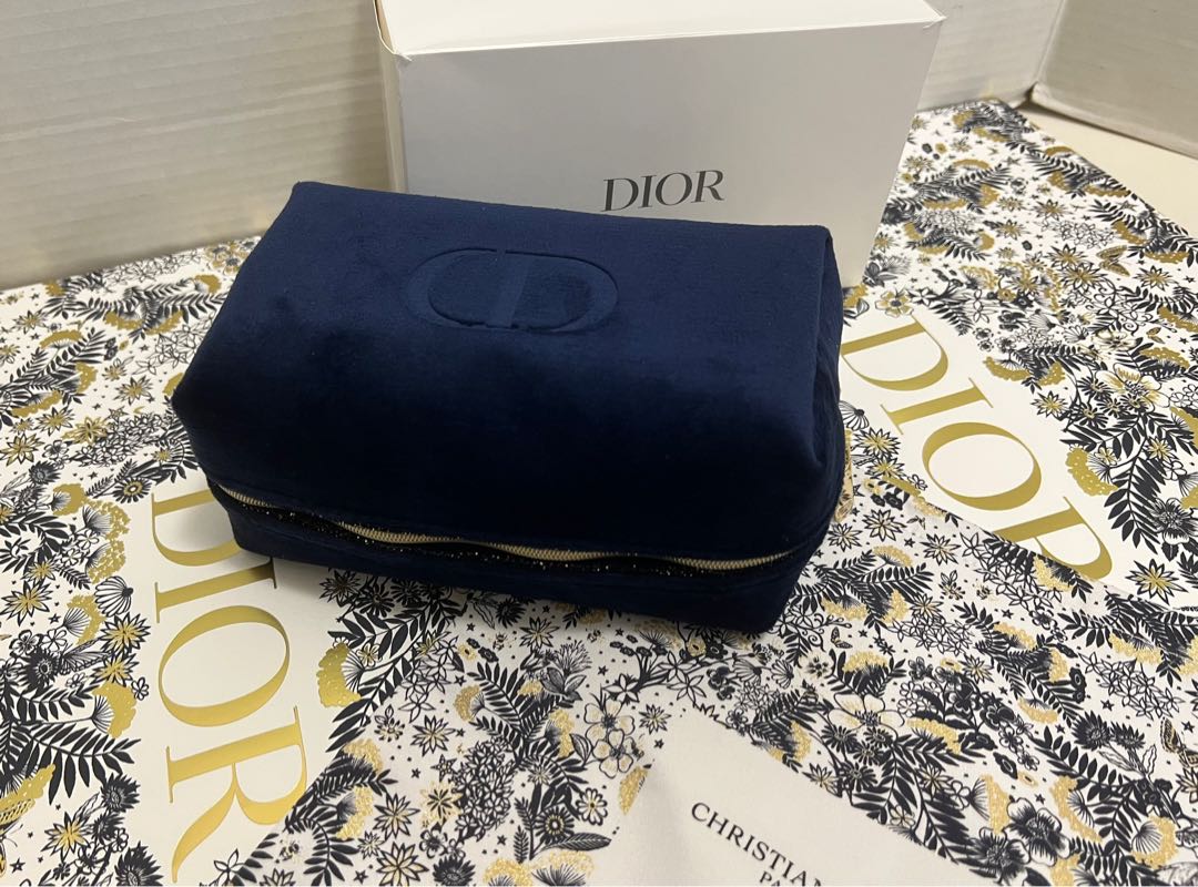 Blue sales velvet pouch