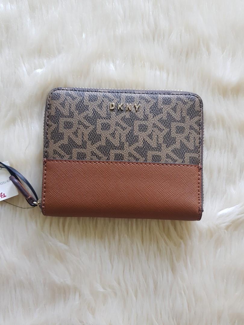 Dkny hot sale wallet price