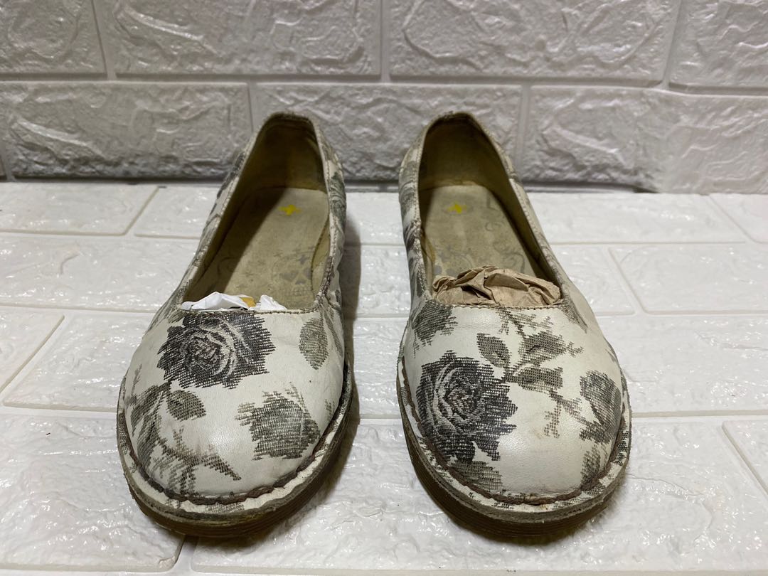 Dr. Martens Christina Uk5, Women's Fashion, Footwear, Boots on Carousell