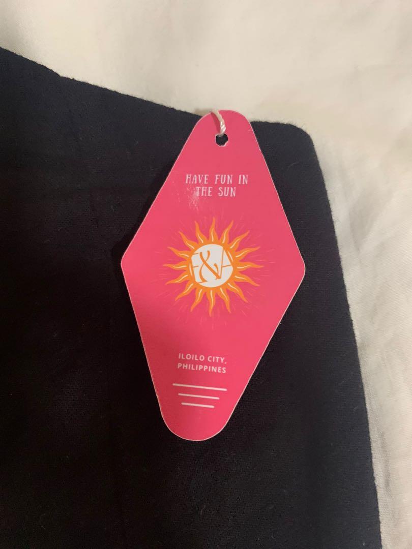 Elle & Ella Lokal linen halter top, Women's Fashion, Tops, Sleeveless