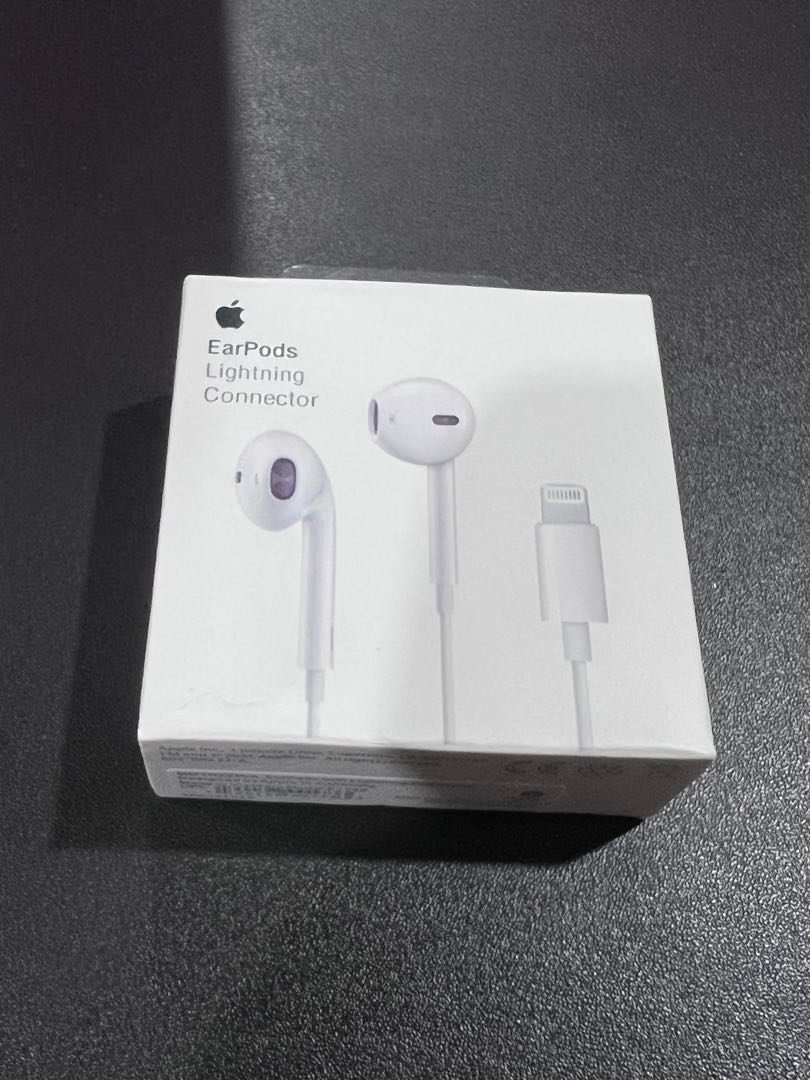 Genuine Brand new Apple EarPods with Lightning Connector, Audio, Earphones  on Carousell